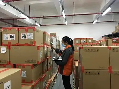 贴唛